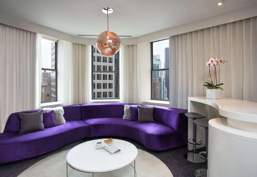 Dream Midtown, By Hyatt Hotel New York